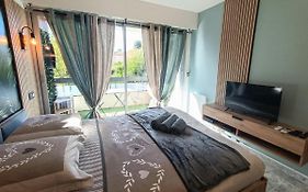 Leman Holidays - Le Palm